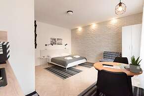 OLD TOWN PULA STUDIO APARTMENTS