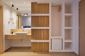 Anixi Hotel by AP