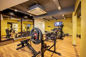 Royal Plaza Suites by RAK Rooms