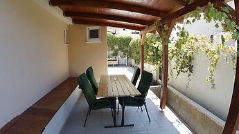 Apartment 4 Sleeps 4 Guests