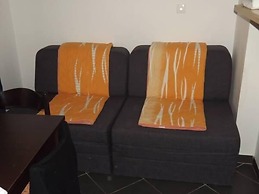 Apartment 4 Sleeps 4 Guests