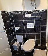 Apartment 4 Sleeps 4 Guests