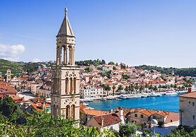 Apartment 4 Sleeps 4 Guests