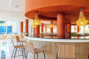 Intelier Rosella Hotel