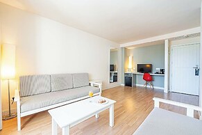 Intelier Rosella Hotel