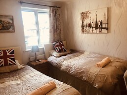 Centrally Located 4 Bedroom House