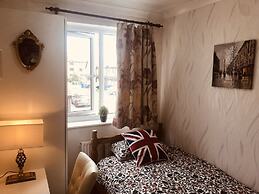 Centrally Located 4 Bedroom House