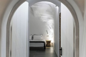 Numa Santorini