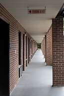 Columbus Inn and Suites