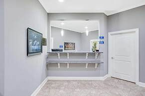 Columbus Inn and Suites