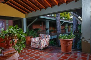 Hotel y Restaurante Mesón del Gitano