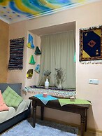 Guest house in mtawminda