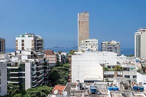 (902-B) Studio com Vista Mar e Comodidades