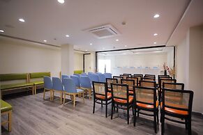 AVENUE Hotel Ballygunge