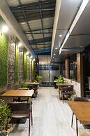 AVENUE Hotel Ballygunge