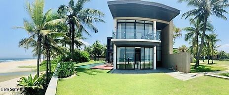 Beachfront Villa in Danang Resort & Spa