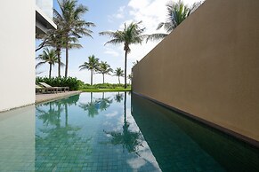 Beachfront Villa in Danang Resort & Spa