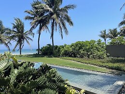 Beachfront Villa in Danang Resort & Spa