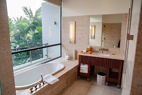 Beachfront Villa in Danang Resort & Spa