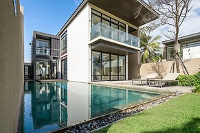 Beachfront Villa in Danang Resort & Spa