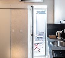 L&B amphitheater apartments