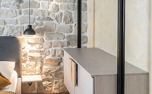 L&B amphitheater apartments