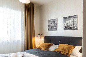 L&B amphitheater apartments