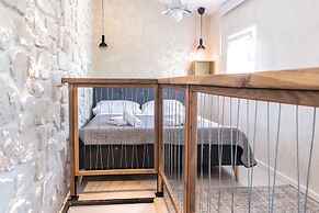 L&B amphitheater apartments