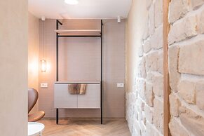 L&B amphitheater apartments