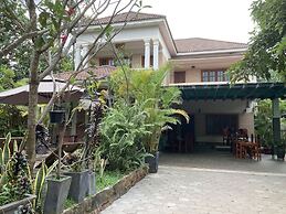 Lily Pad Boutique Hotel