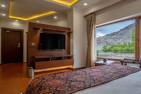 Hotel Gyalpo Residency - A Mountain View Luxury Hotel in Leh