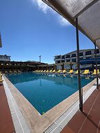 Atas Aqua  Otel Avsa
