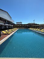 Atas Aqua  Otel Avsa
