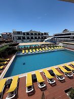 Atas Aqua  Otel Avsa