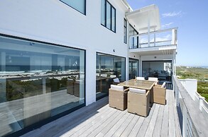 Sandbanks Villa