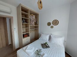 Elia Luxury Apartments Estd 2022