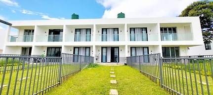 Chichi Luxurious-Zebra