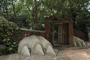 Ceylon Kingsmen Garden Hotel