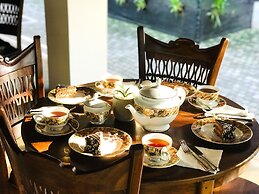 Ceylon Kingsmen Garden Hotel