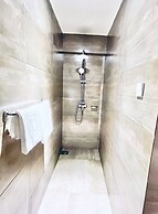 Ceylon Kingsmen Garden Hotel