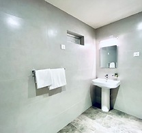Ceylon Kingsmen Garden Hotel