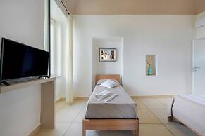 Calacala rooms, restaurant & farm experience