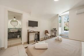 Calacala rooms, restaurant & farm experience