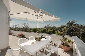 Calacala rooms, restaurant & farm experience