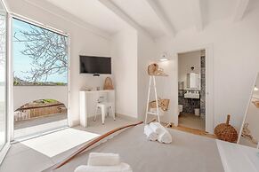 Calacala rooms, restaurant & farm experience