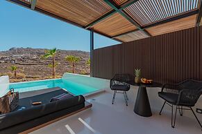 Ftelia Black Villas
