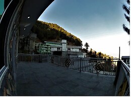 Mehmaan Khana Apartment