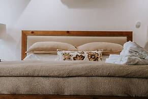 The Four Daughters Inn