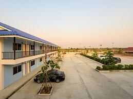 Beung Sampathuan Nakornchaisri Resort