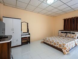 Beung Sampathuan Nakornchaisri Resort